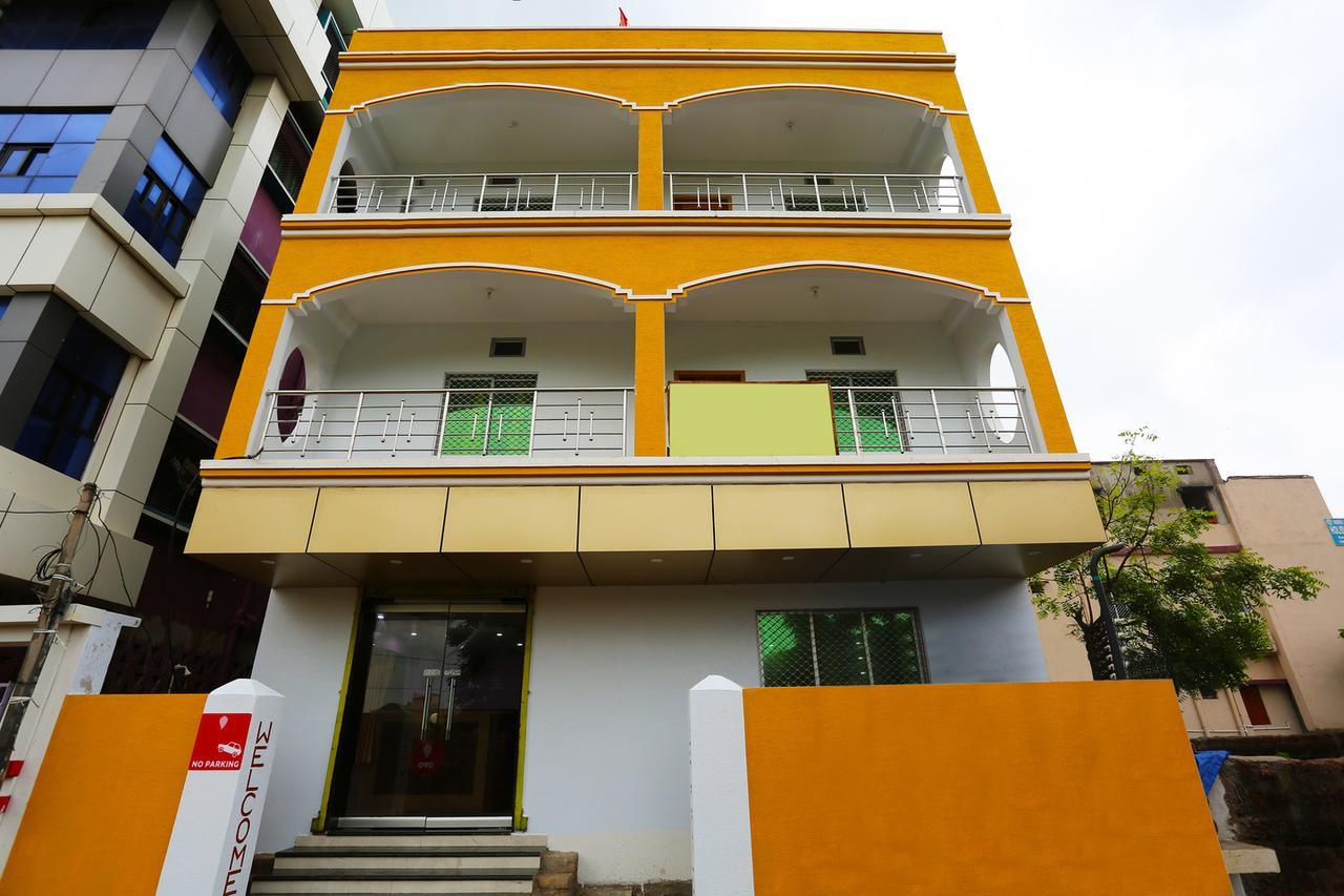 Krishna Residency Puri Exterior foto