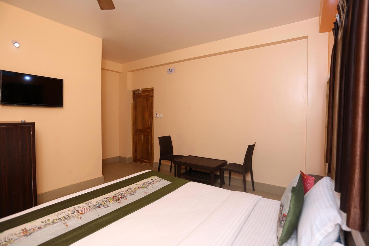 Krishna Residency Puri Exterior foto